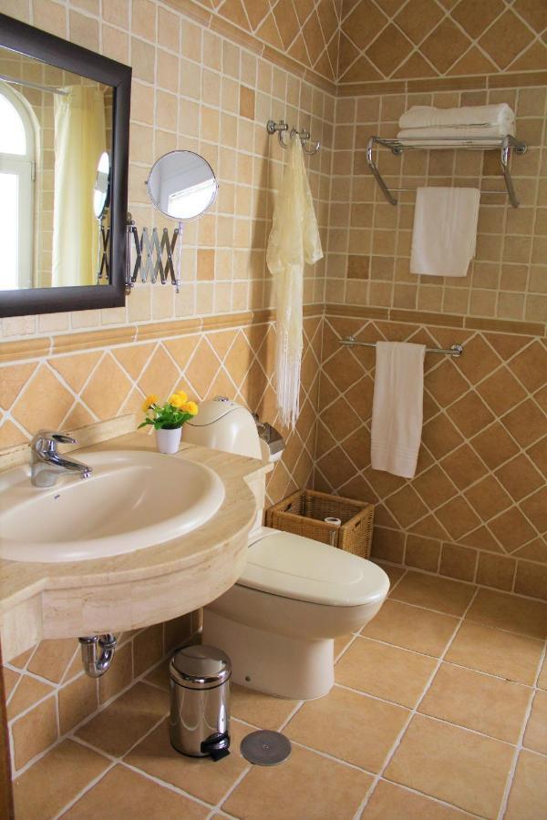 Villa Delhi By Privilege Bay La Oliva Bagian luar foto