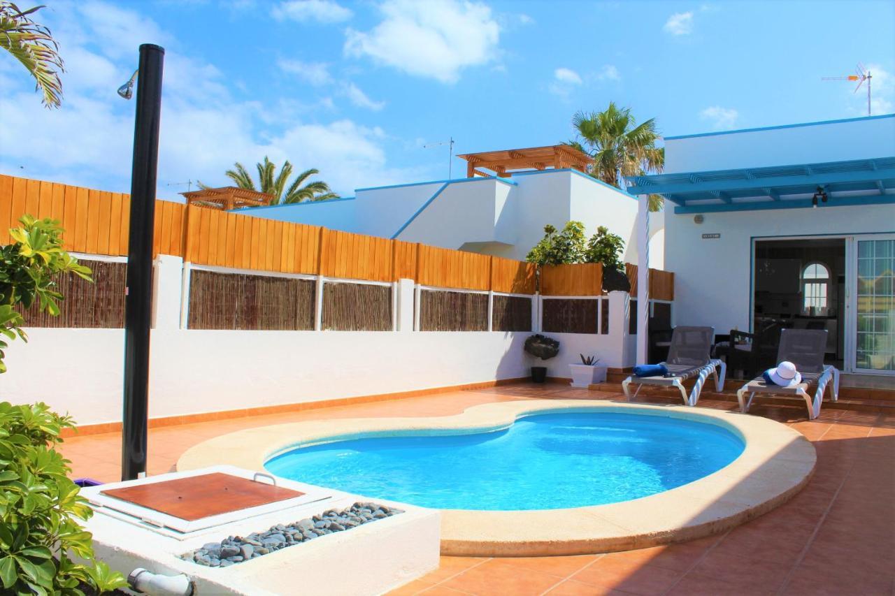 Villa Delhi By Privilege Bay La Oliva Bagian luar foto